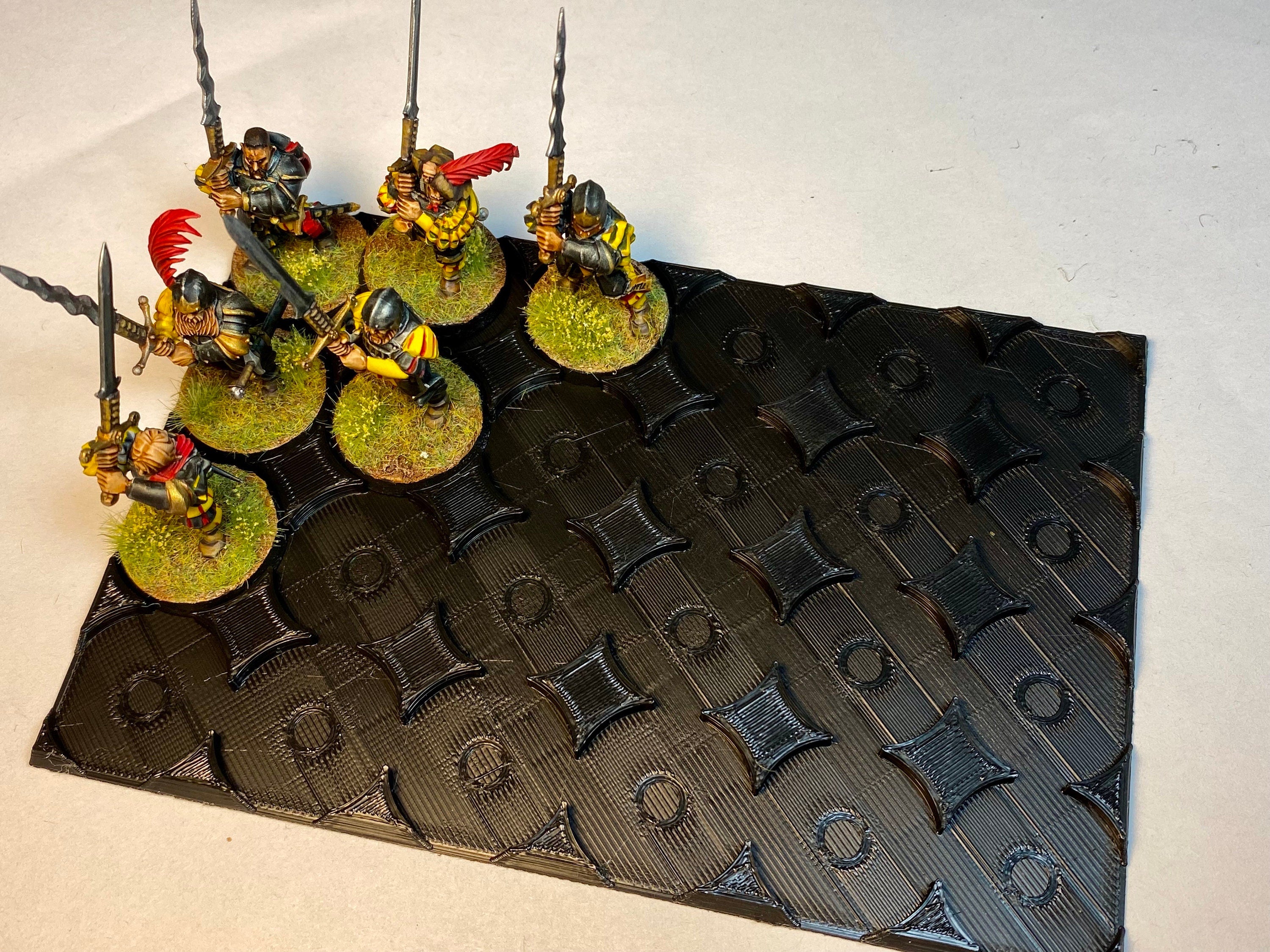 25mm Round to Square Base Adapter - Magnet Ready Movement Tray