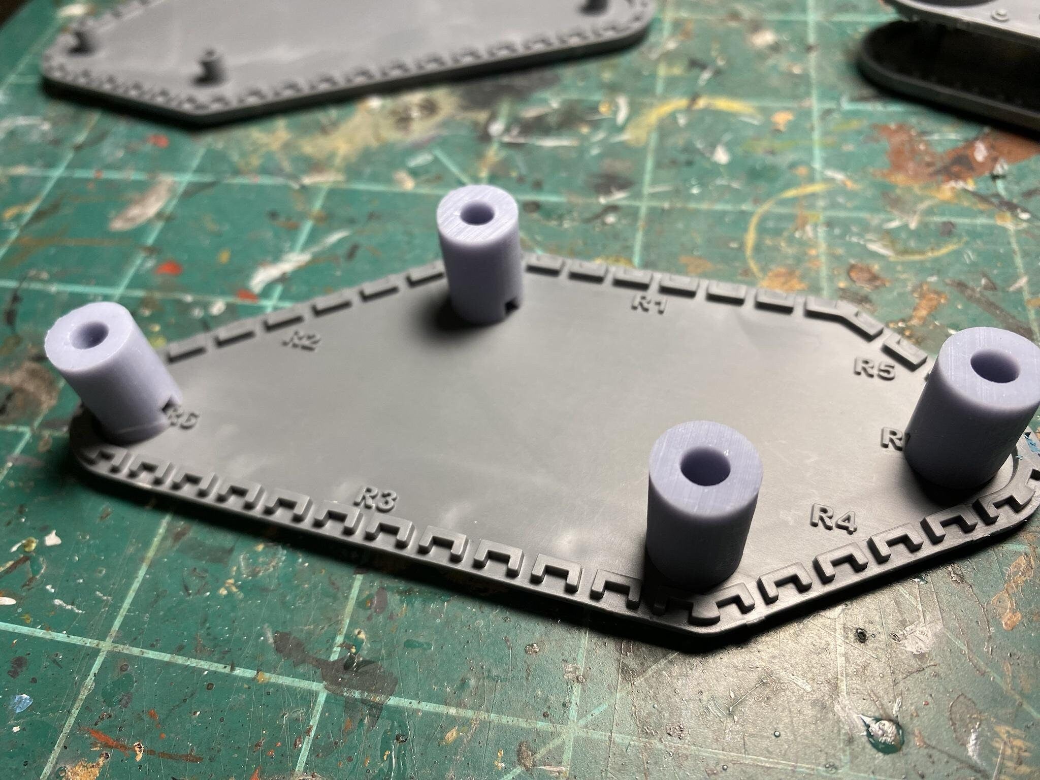 Eagle Pattern Tracks for Human Tanks